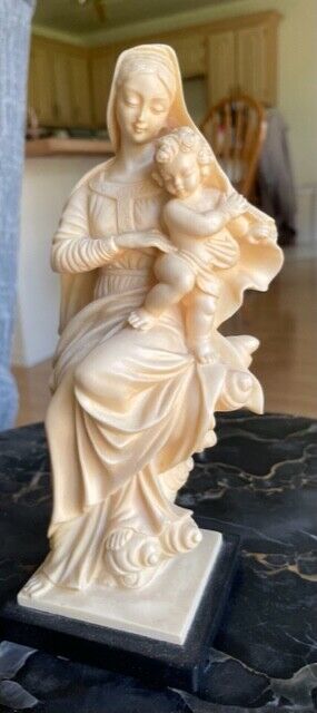Beautiful Vintage Madonna & Child Alabaster Statue by G. Ruggeri Bianchi, Italy