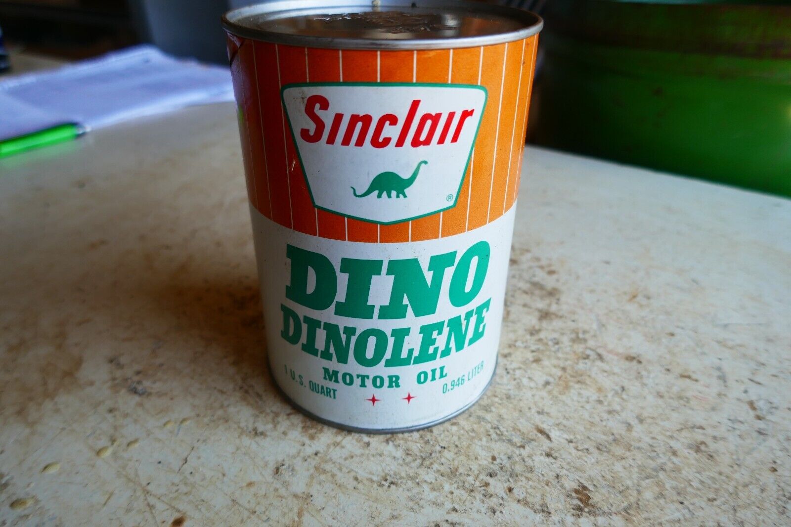 Vintage Full quart Sinclair Dino Dinolene Oil Can Nice Condition Lot 24-18-11