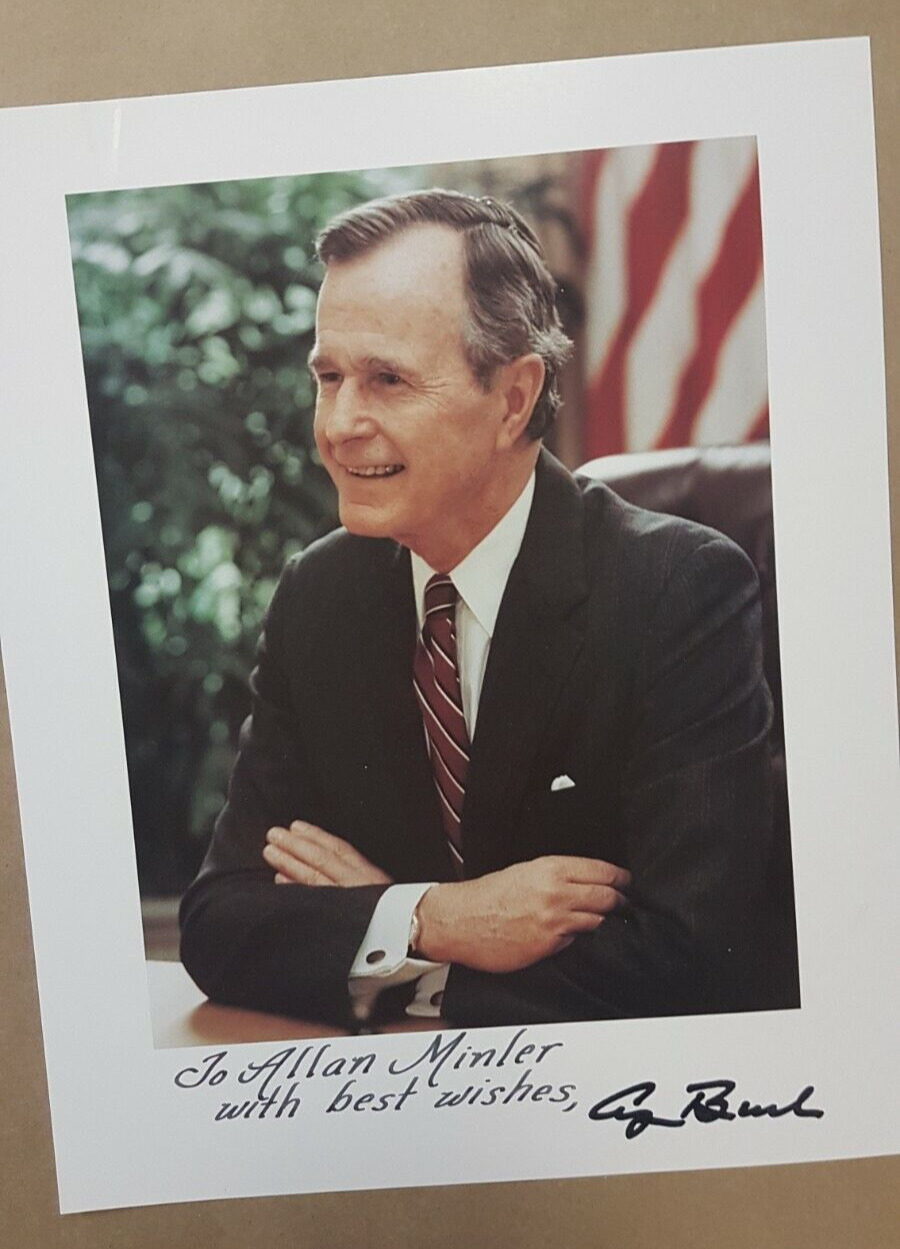 George H W Bush Autographed Photo 8x10 Politics Politician President USA