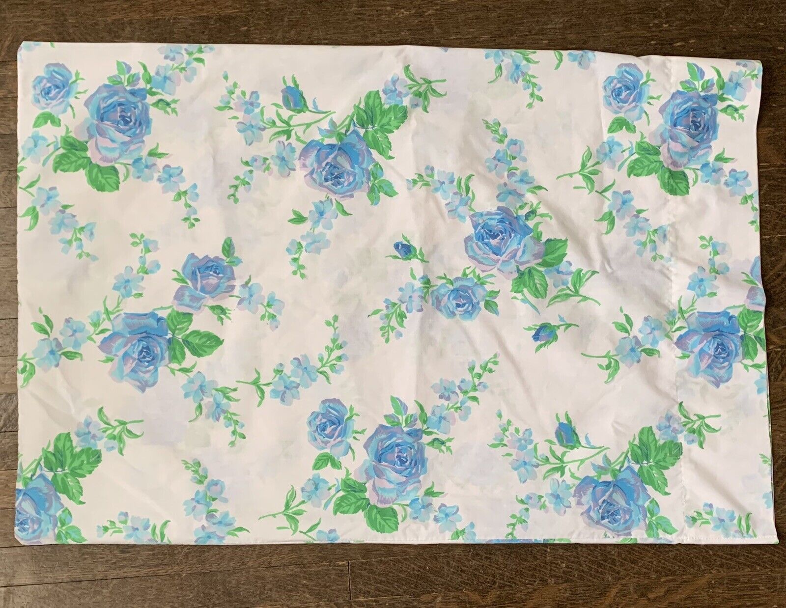Vintage Fieldcrest Perfection Standard  Pillowcase Blue Floral Flowers Grandma