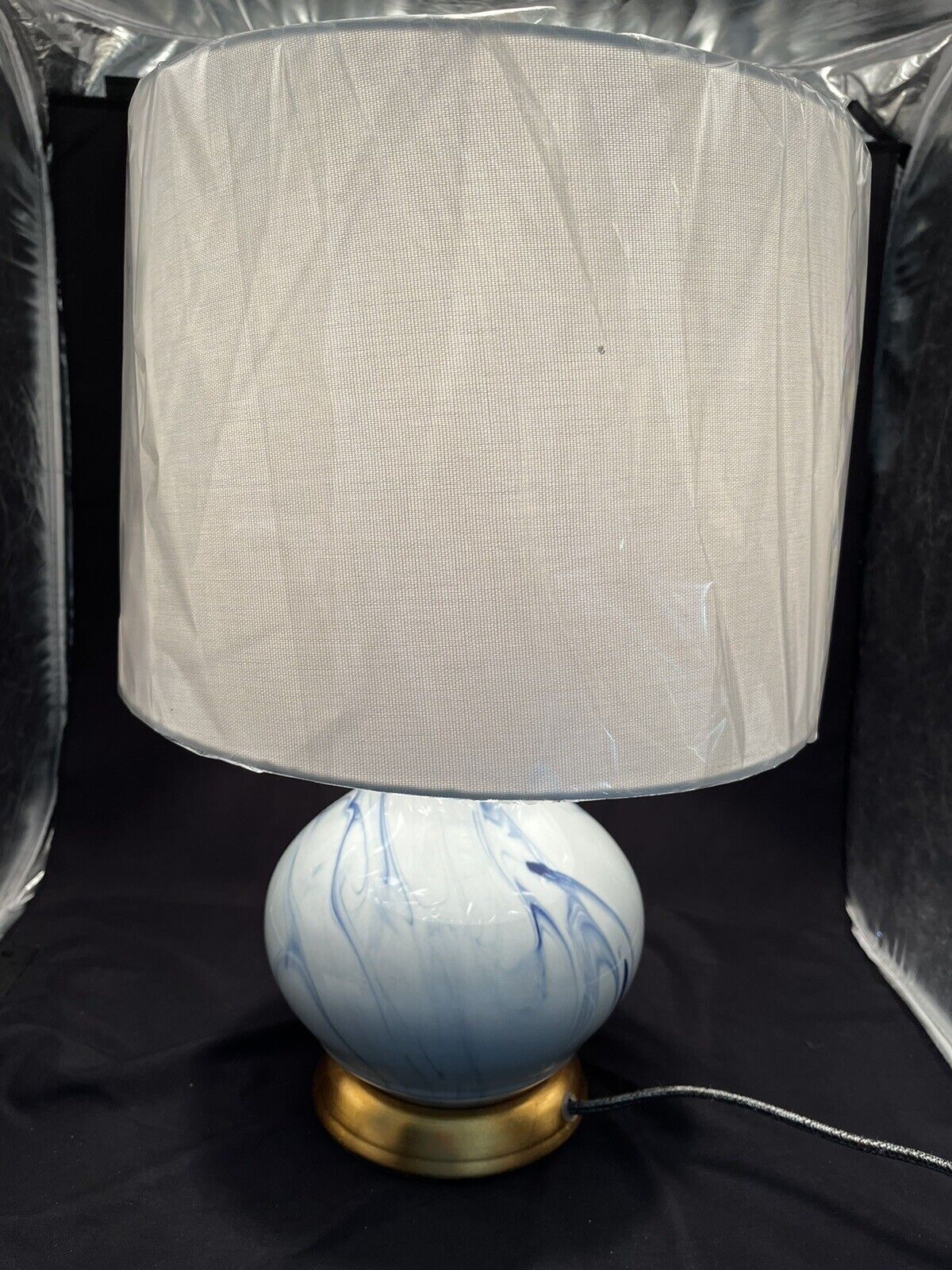 JONATHAN Y Wallace Ceramic LED Table Lamp Marble Blue/White