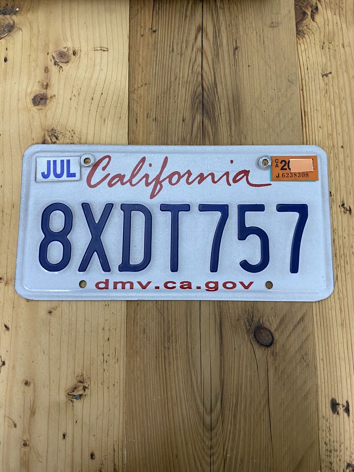 Vintage California Classic US Car License Number Plate 8XDT757