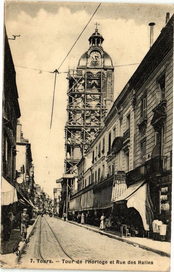 CPA TOURS-Clock Tower and Rue des Halles (266195)