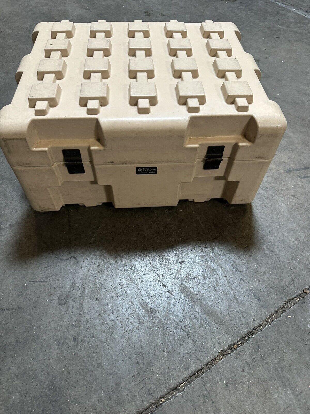 ECS 29”x 25”x21” Loadmaster Waterproof Case Storage Case Military 