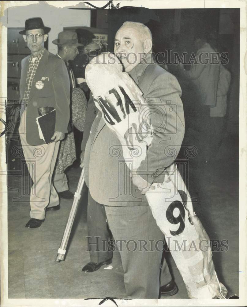 1959 Press Photo Demonstrator Joseph (Sailor) Szymankiewicz On Way To Washington