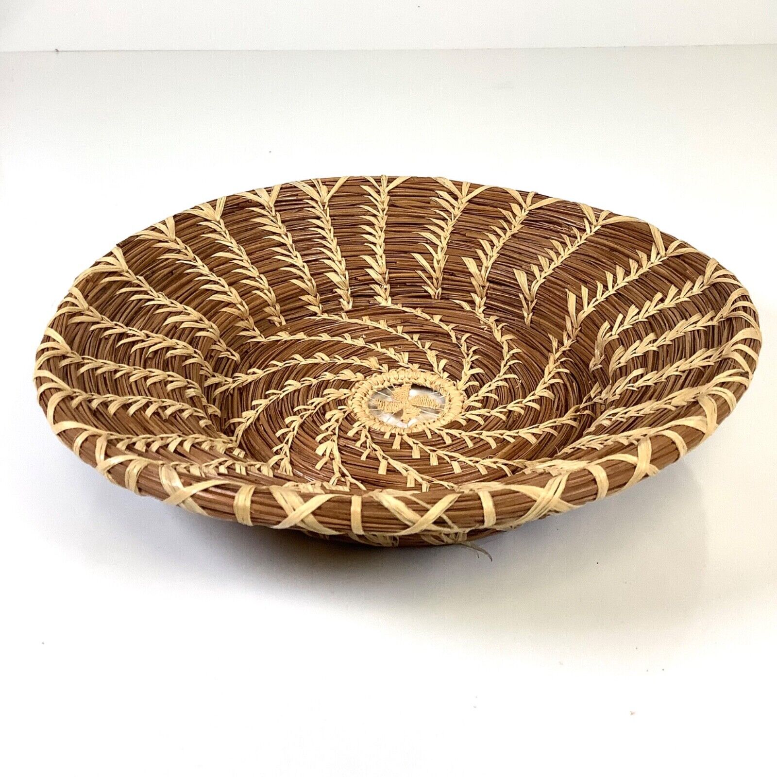 Vintage Stunning Hand Woven Pine Needle Native Intricate Shallow Basket Tray