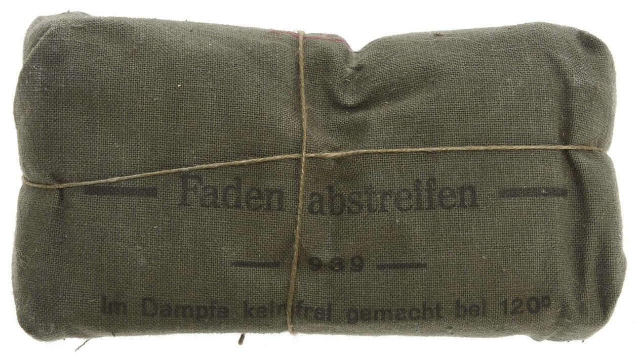 Original WWII German Field Dressing: 1939, E. Nolde & Co.