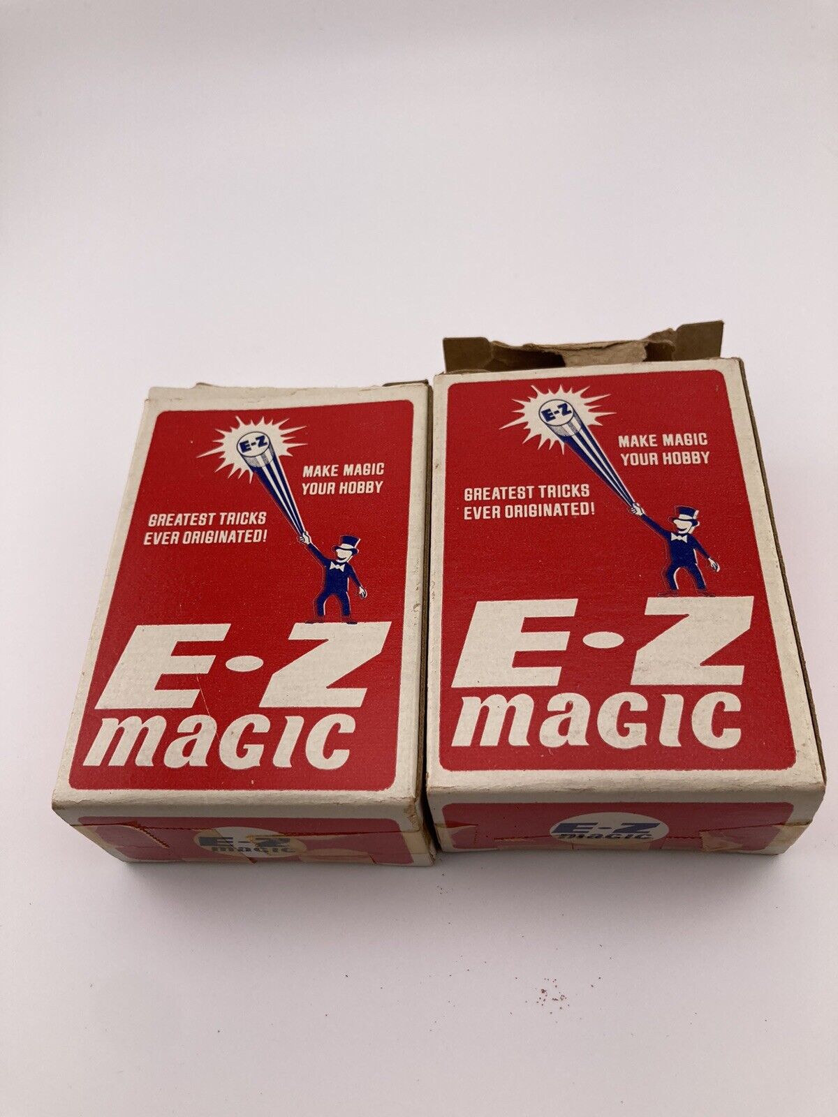 VINTAGE E-Z MAGIC THREE SHELL GAME (2 GAMES)