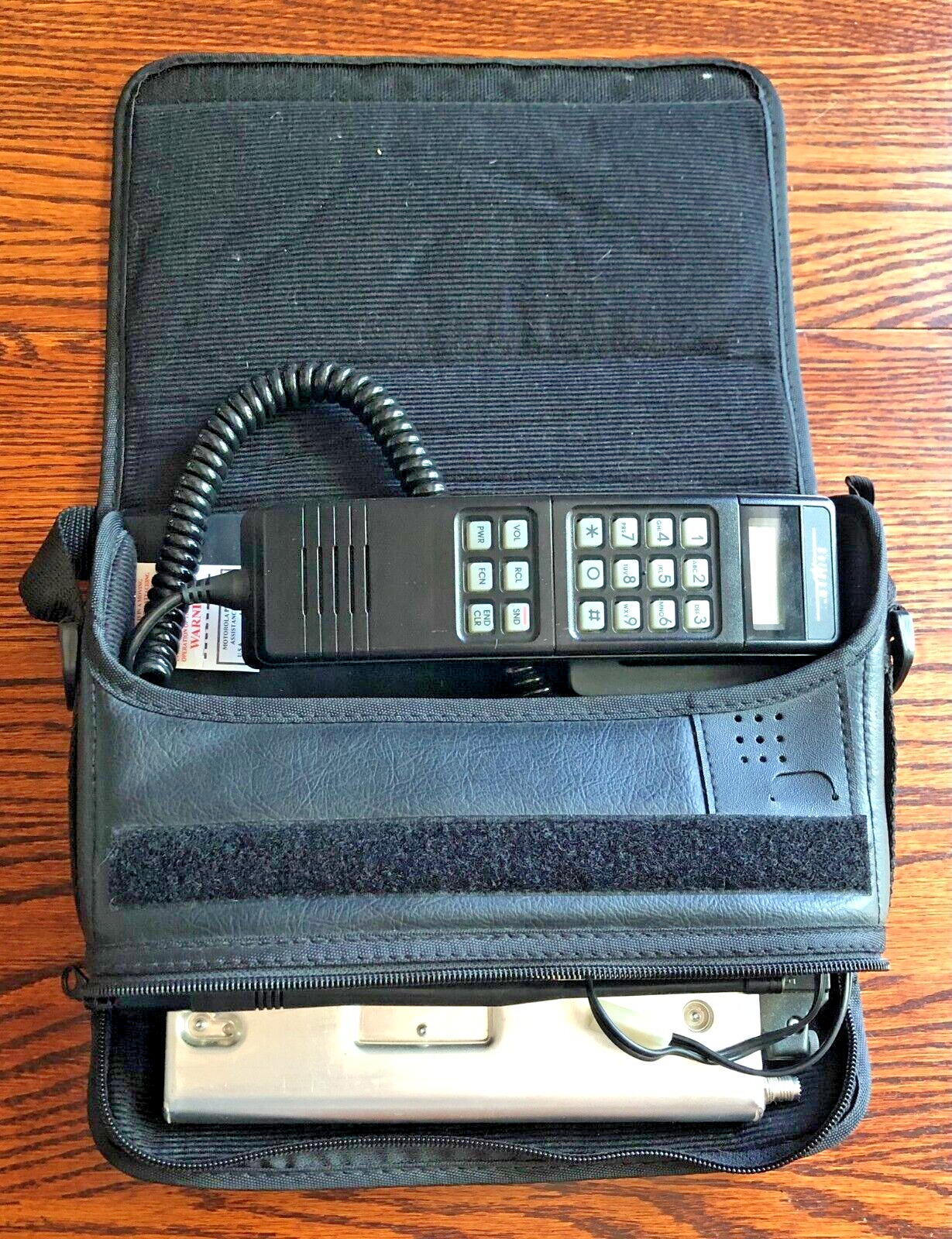 Motorola 90s SCN2744A Bag phone, Cellcom W/ Bag, Battery and Car Charger Tested\