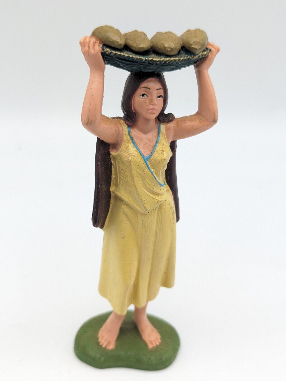 Fontanini Esther Bread Peddler made In Italy nativity figure #113