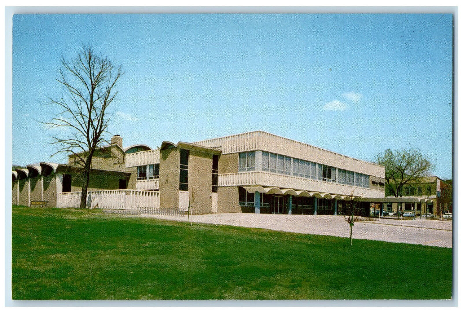 c1960's New YWCA and YWCA Building Davenport Iowa IA Vintage Postcard