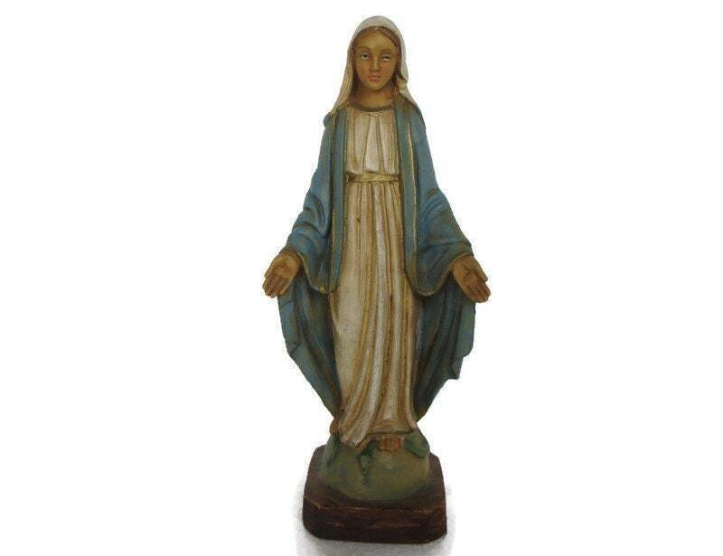 Statue Blessed Virgin Mary Our Lady Madonna Open Arms Hard Plastic Italy 8.46&qu