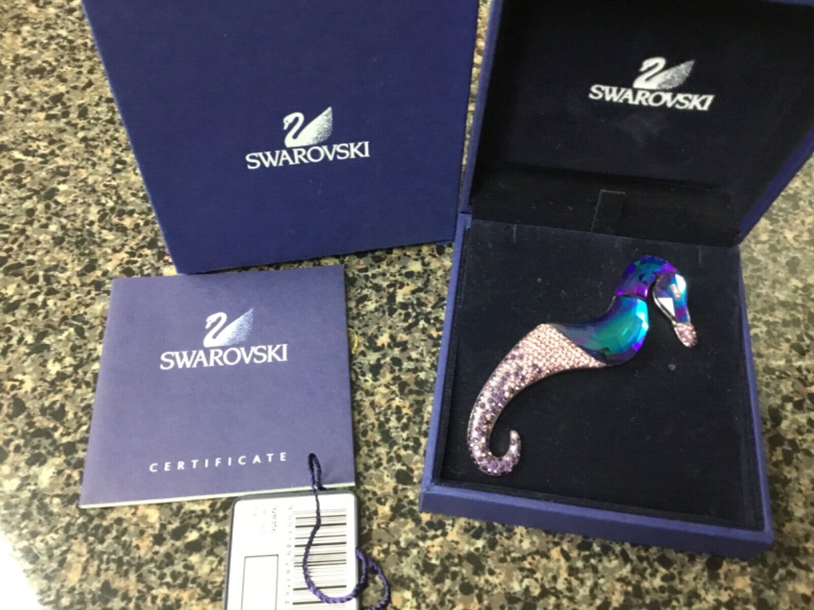 SIGNED SWAROVSKI  CRYSTAL SEAHORSE  PIN ~ BROOCH RETIRED NEW IN BOX 