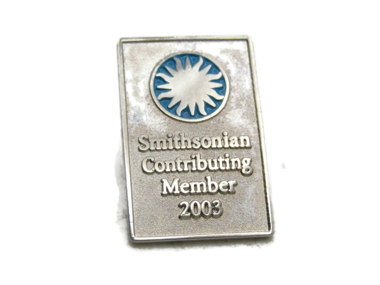 Smithsonian Contributing Member 2003 Pin Silver Tone