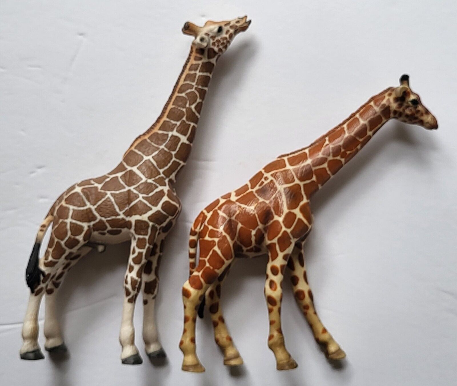 Schleich Giraffes Unmatched Pair, 2003 & 2008 Good Playworn Condition 