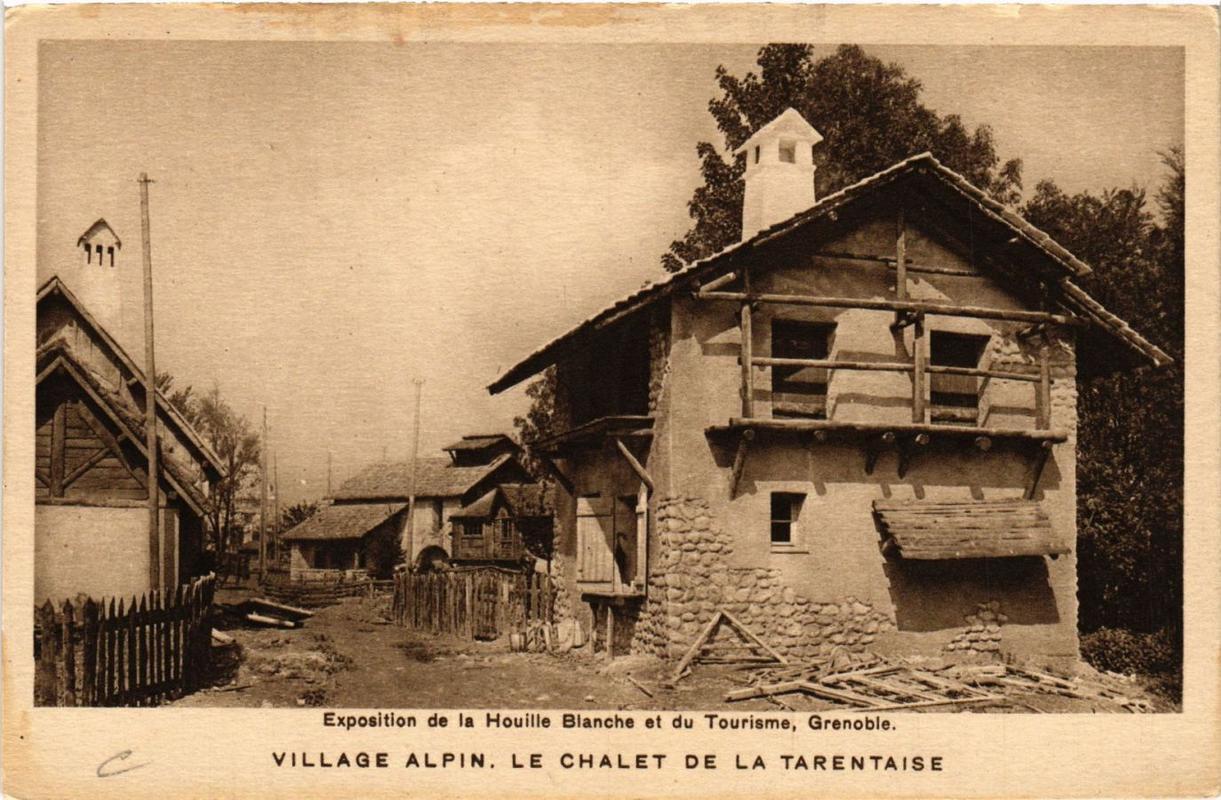 CPA GRENOBLE Alpine Village le Chalet de la TARENTAISE (685096)