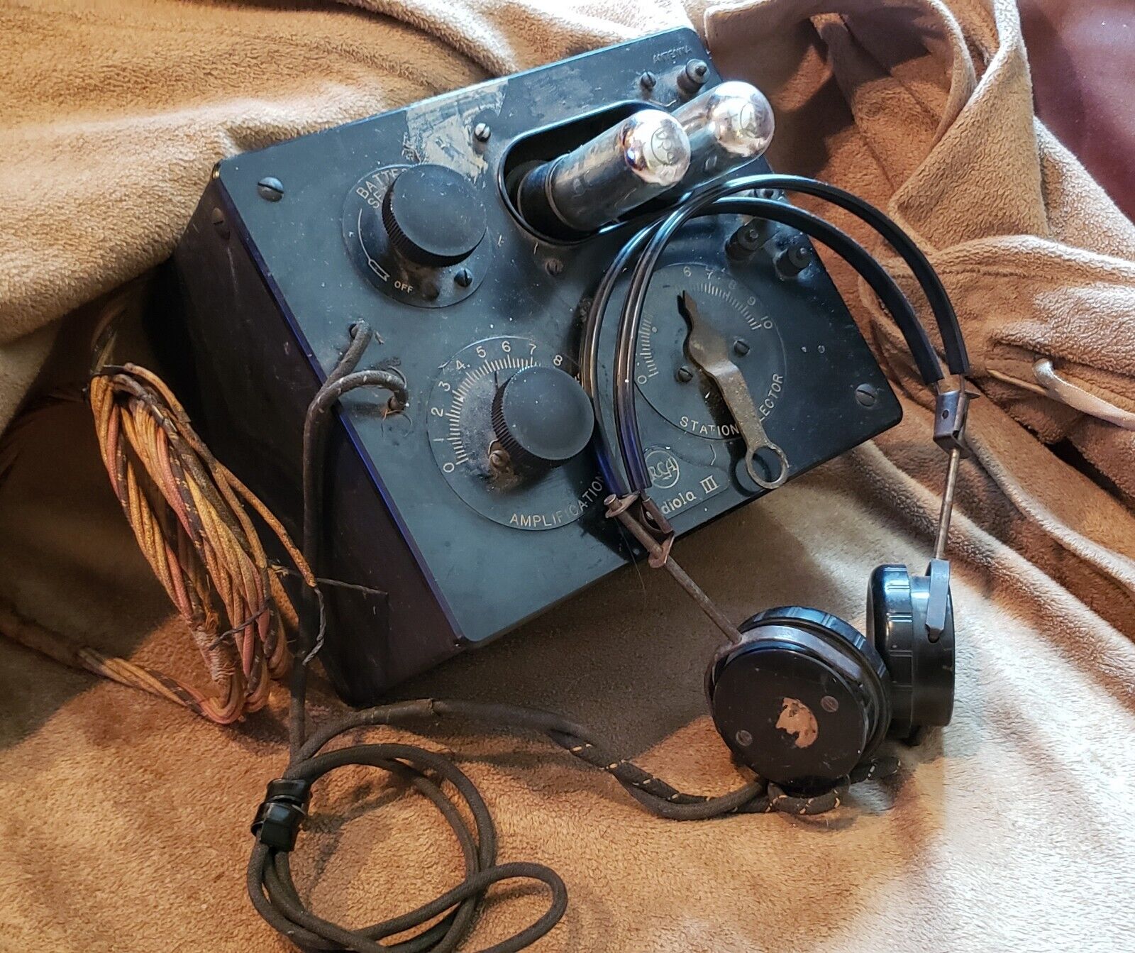 VTG 1924 RCA Radiola 3 WWI Battery Set Radio Regenerative Receiver w/ Headphones