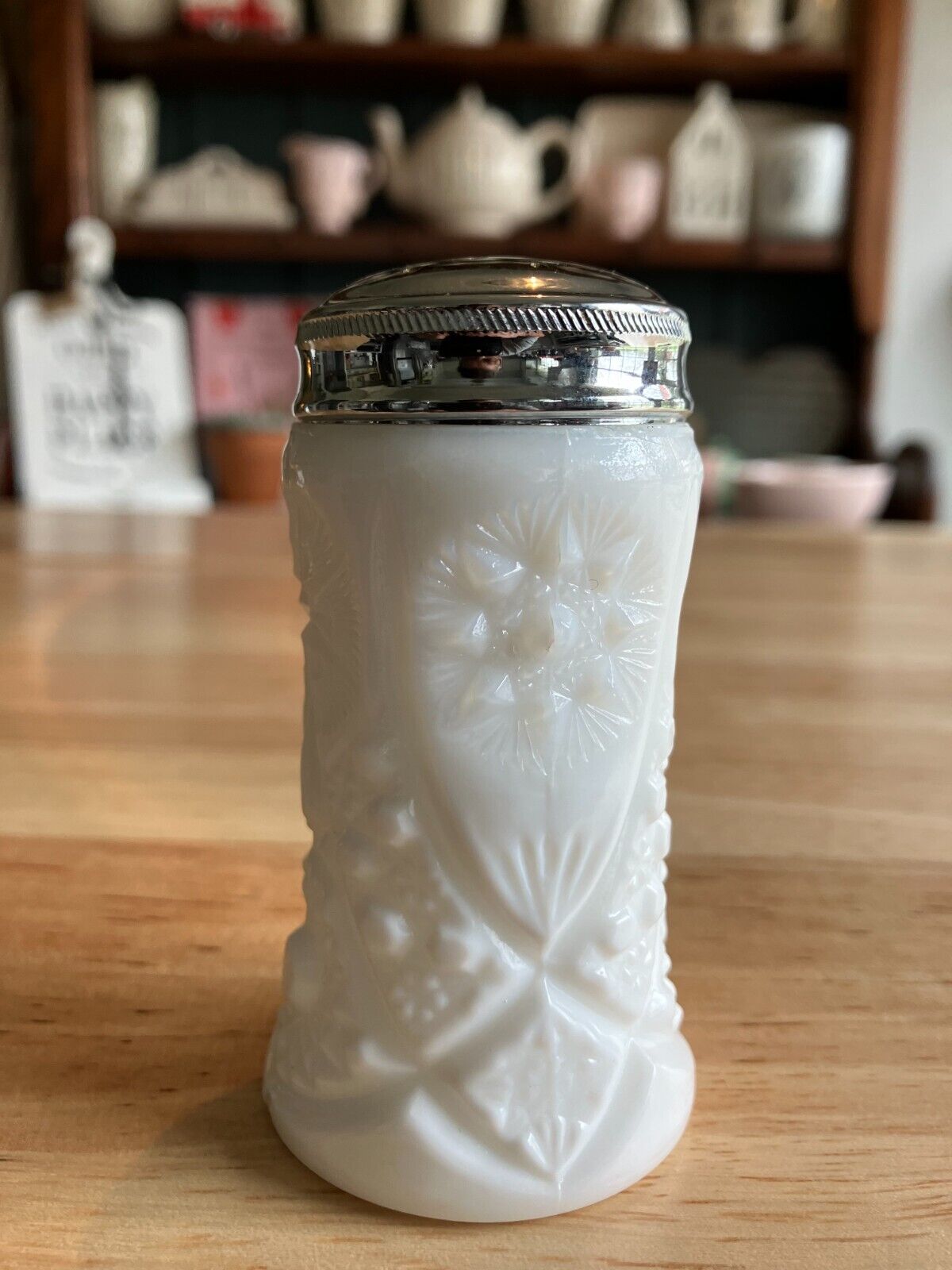 Vintage Kemple Yutec White Milk Glass Art Deco Flower Salt Shaker