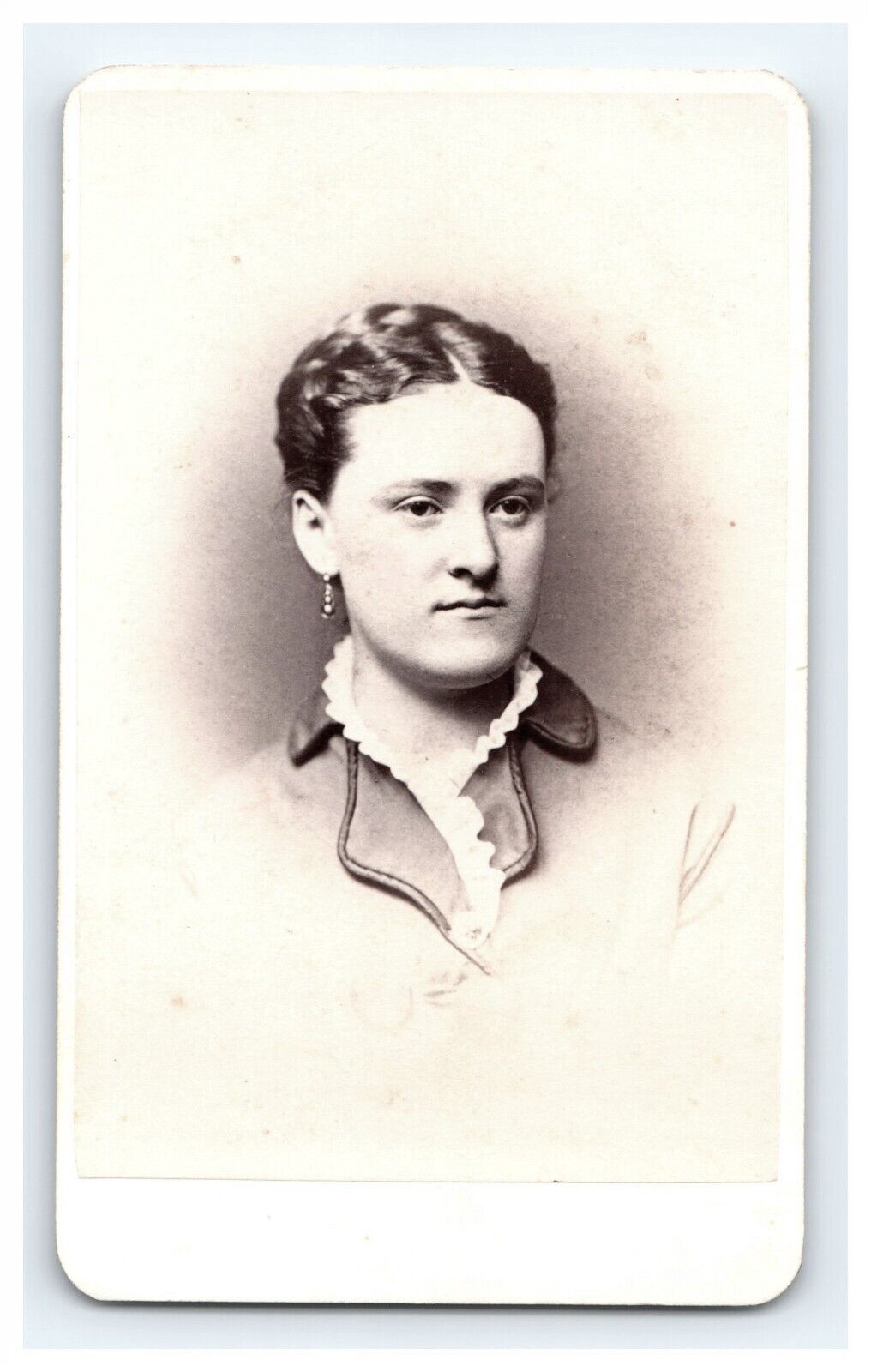 CDV Photo  B. DeMorat Photographer Philadelphia PA Young Woman 1880s  cp1