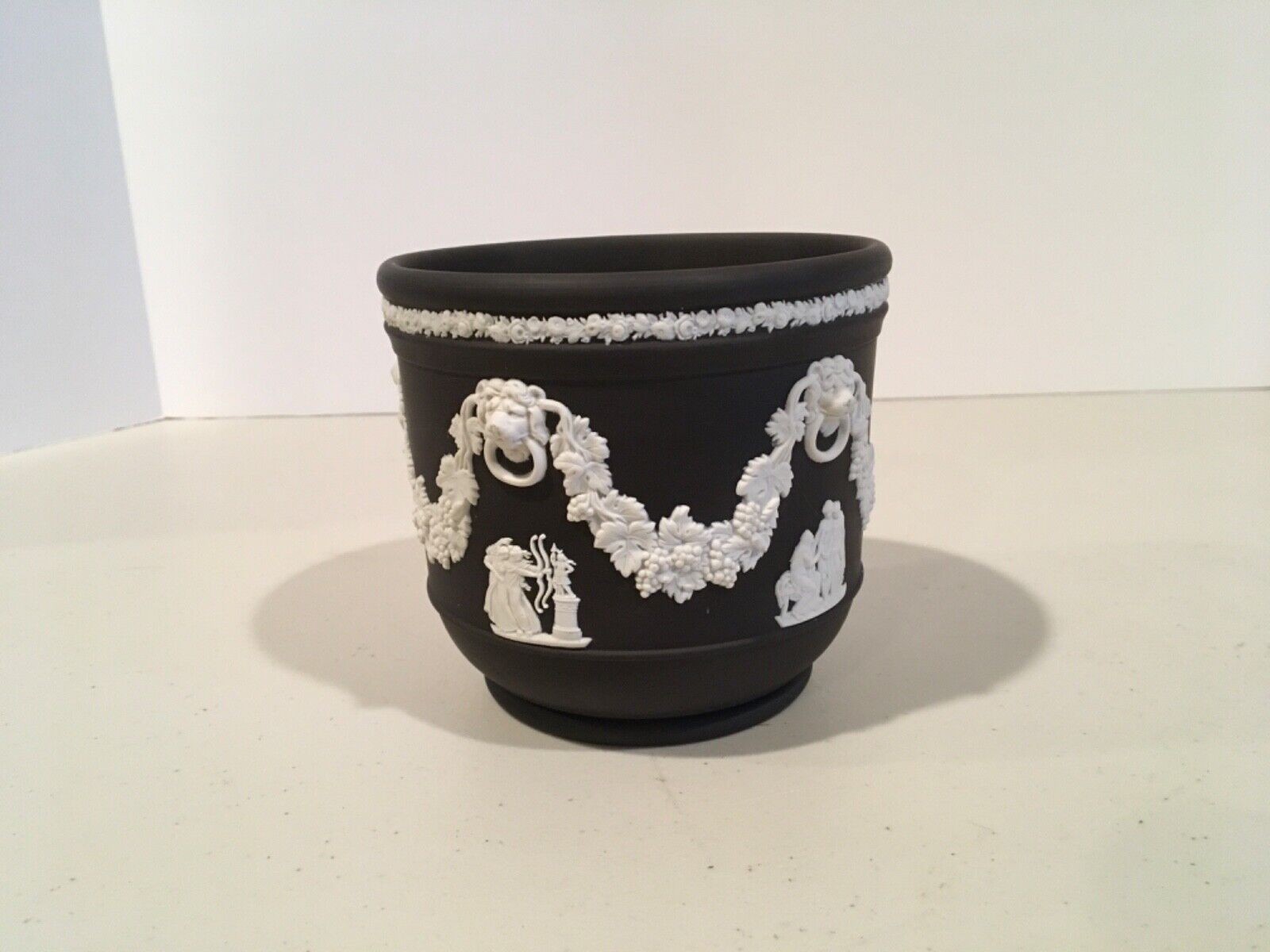 Wedgwood White on Black Jasperware Classical Decorated Jardiniere Cachepot Vase