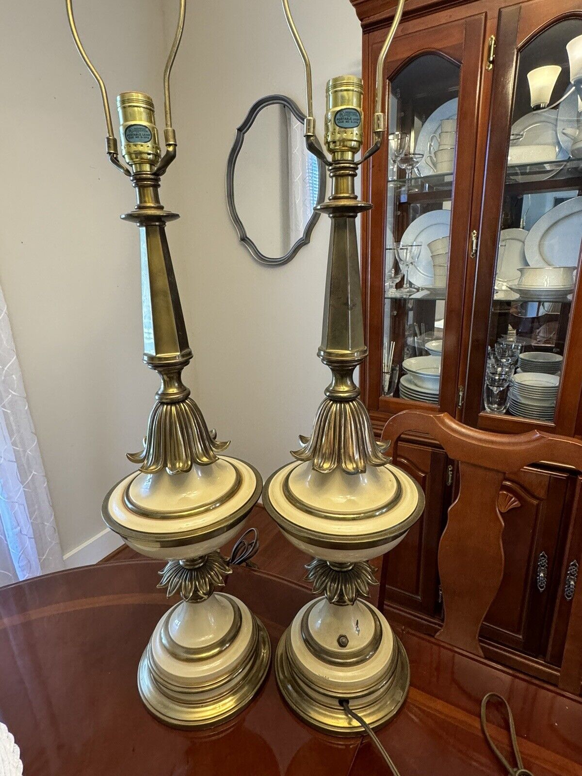 Vintage Stiffel Brass MCM White Enameled Hollywood Regency Table Torchiere Lamp