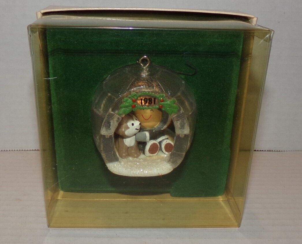 Hallmark Frosty Friends 1981 Vintage 2nd Series Christmas Igloo Ornament  Box