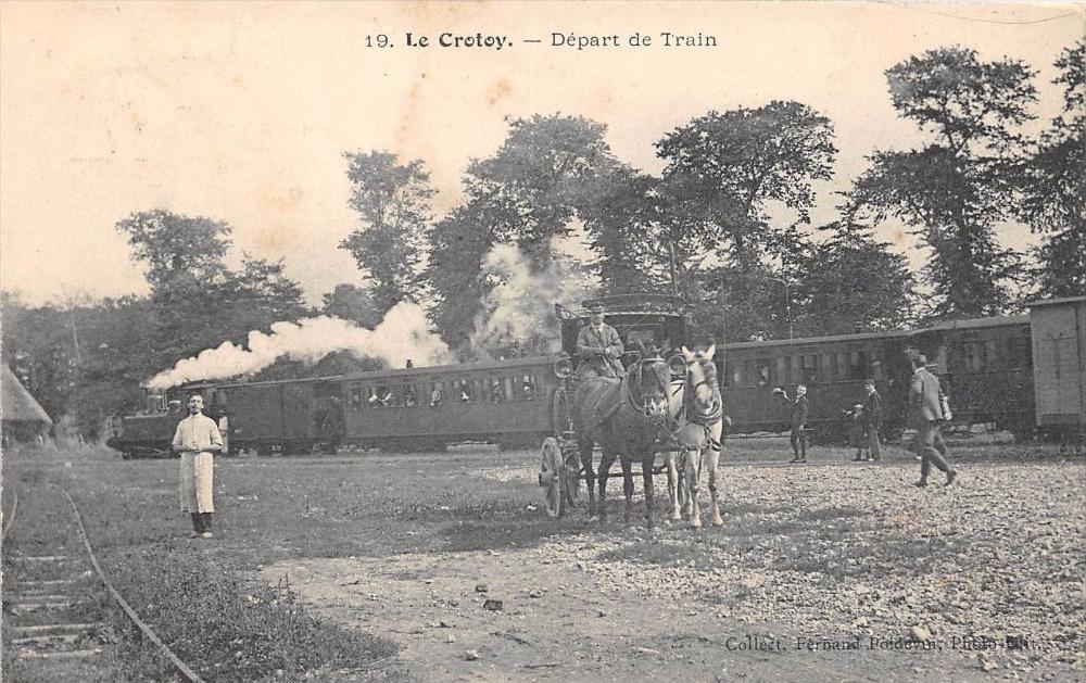 CPA 80 LE CROTOY DEPARTS FROM THE TRAIN (rare shot with train at station TOP