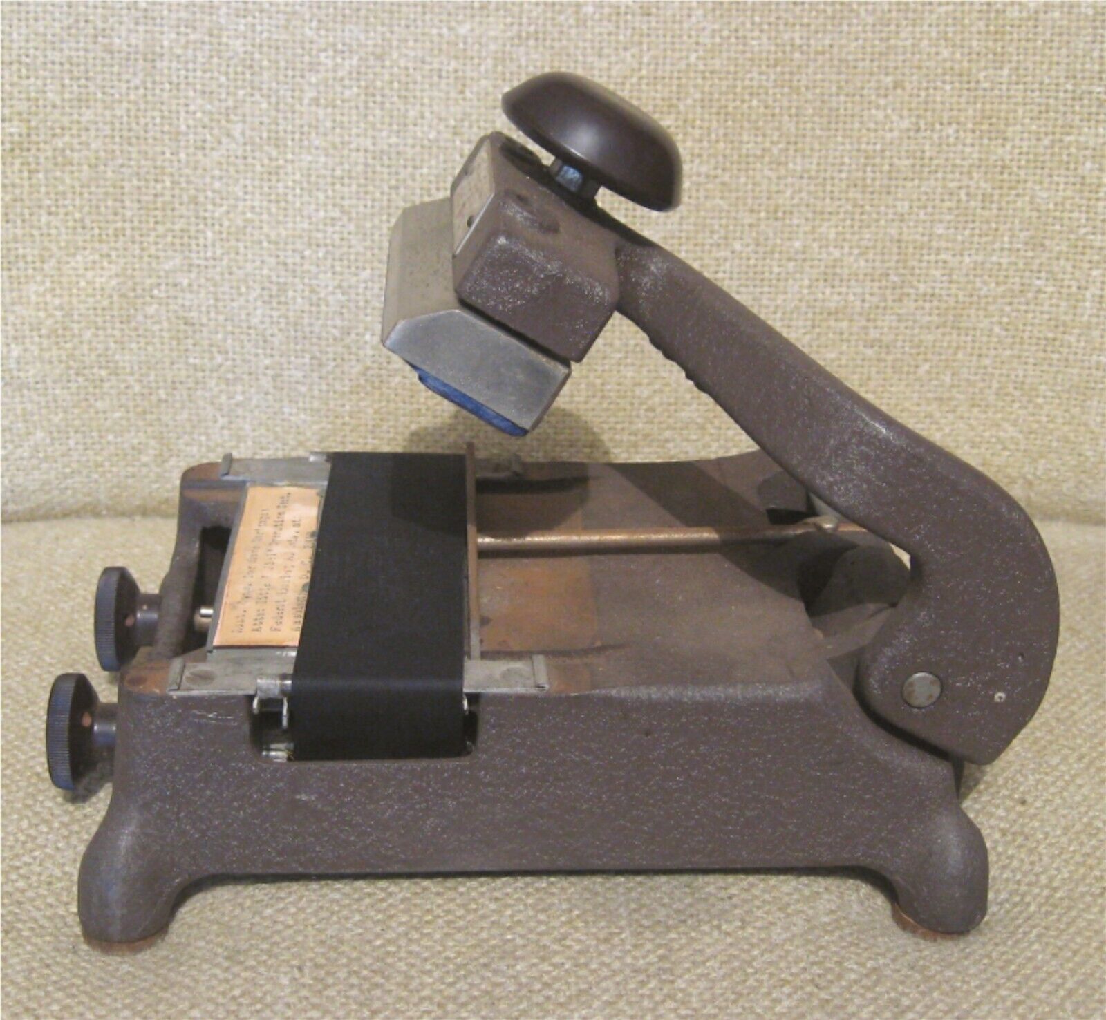 Vintage CLASS 500 ADDRESSOGRAPH - DESK INK RIBBON STAMP MACHINE with STAMP