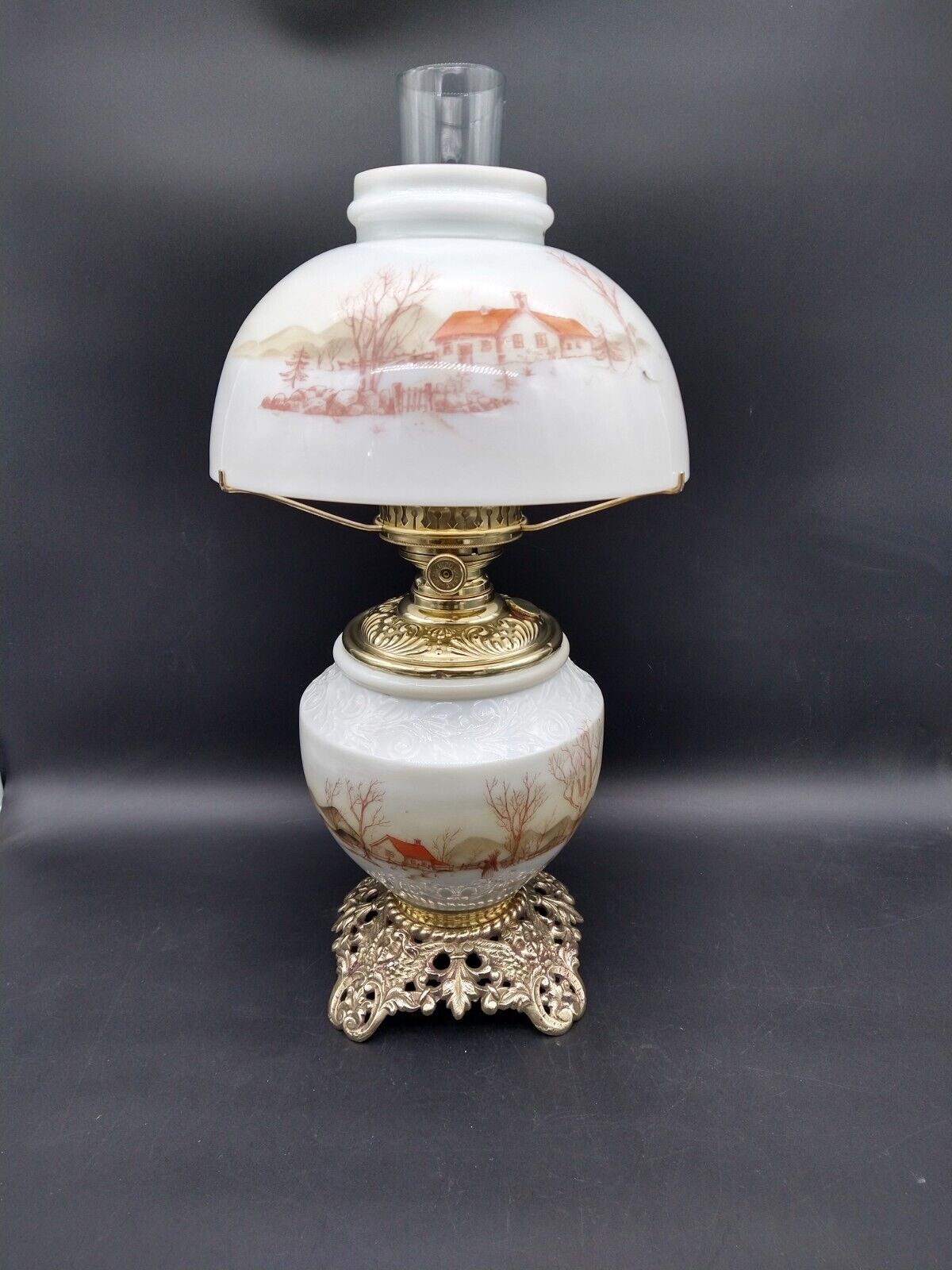 Antique Victorian Cabin Scene Oil Lamp GWTW