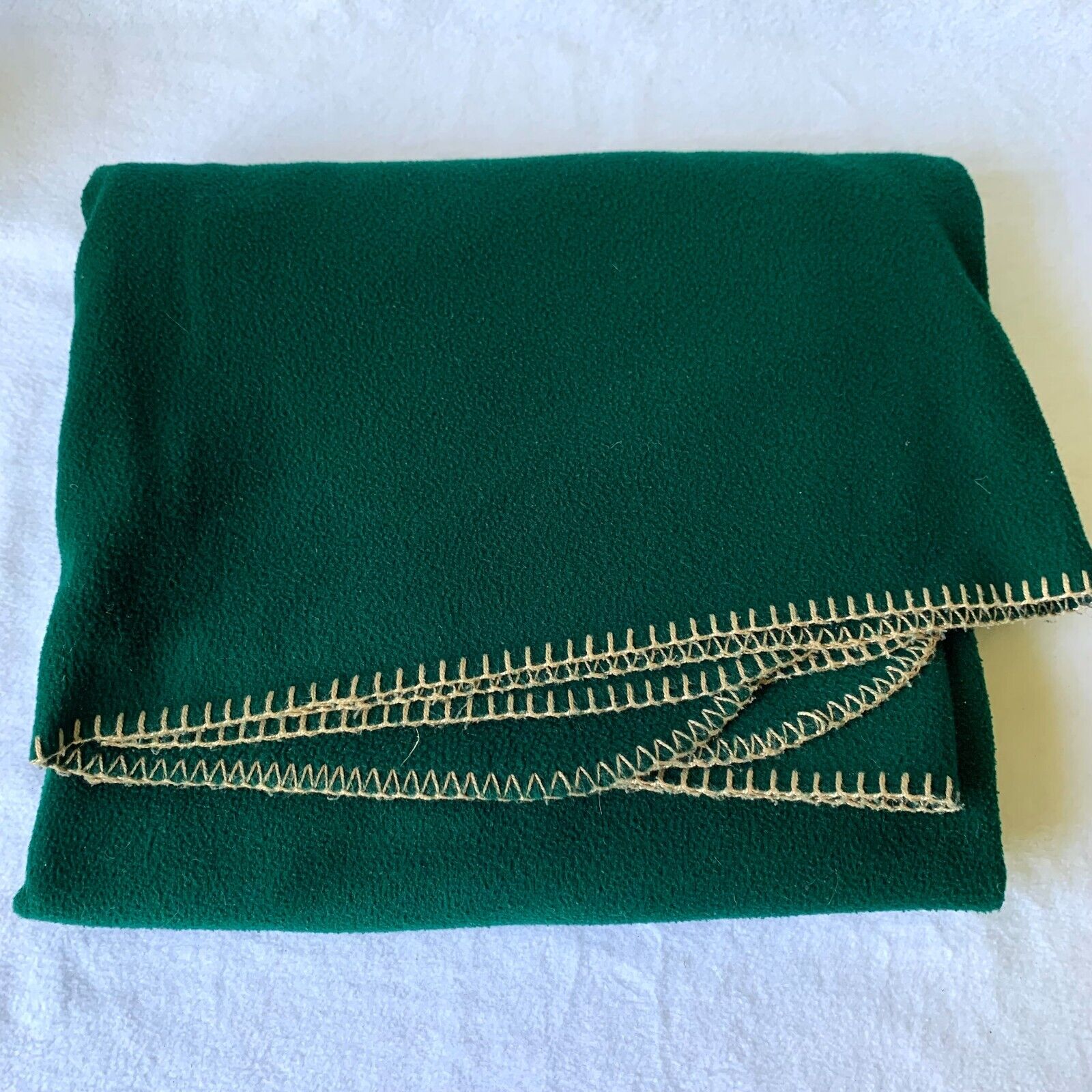 Woolrich Throw Blanket VINTAGE Green w/ Khaki Trim Stitching Heavy Fleece 47x58