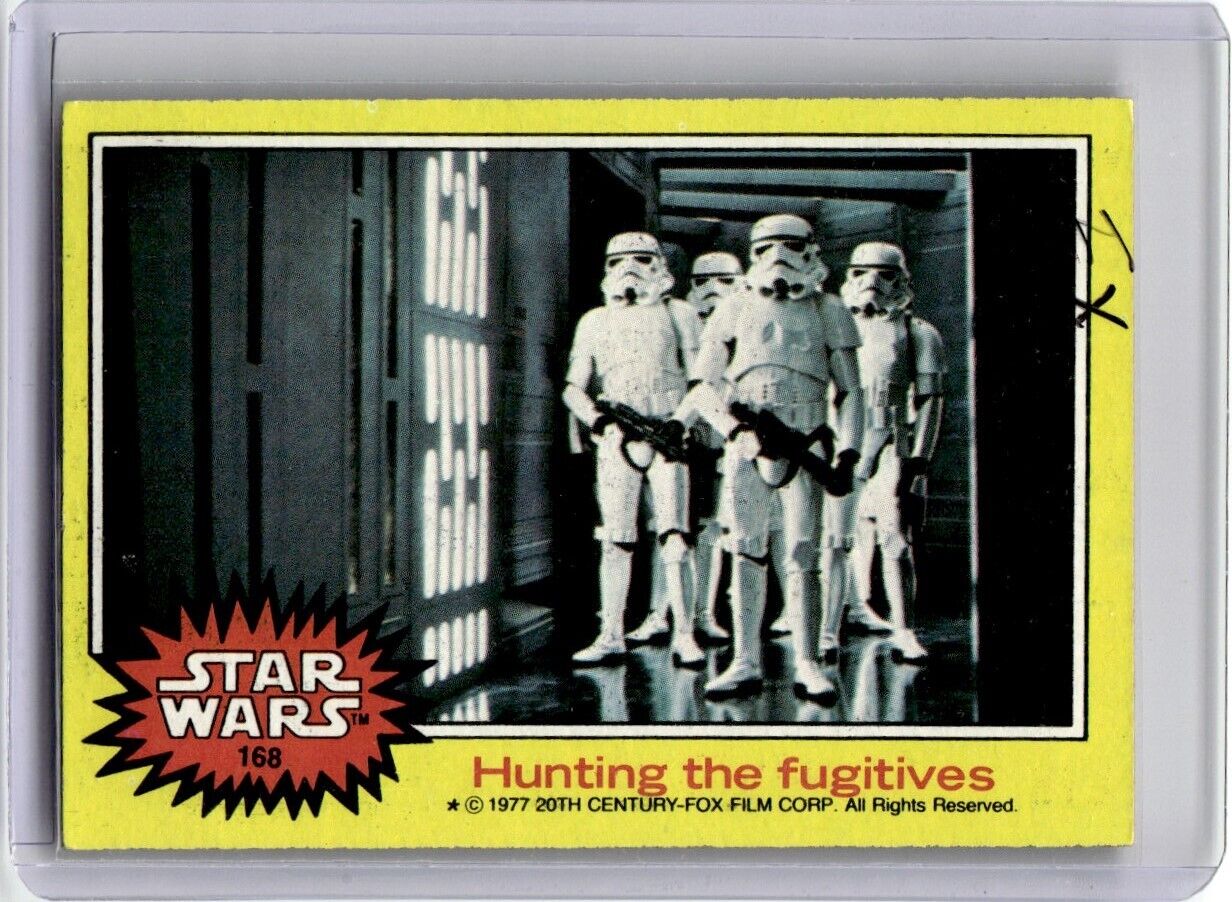 1977 Topps Star Wars Yellow Ex-Mint Hunting the Fugitives - Stormtoopers #168