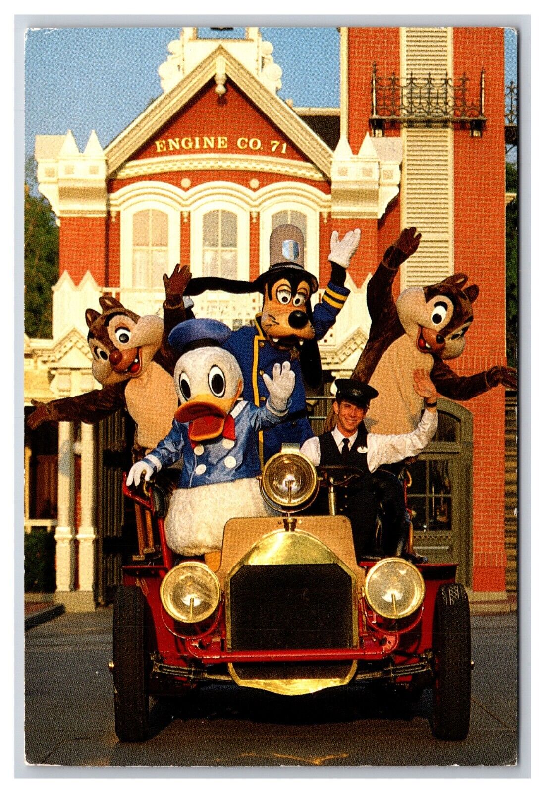 Main Street USA Fire Truck Donald Goofy Disney World Continental Postcard O21