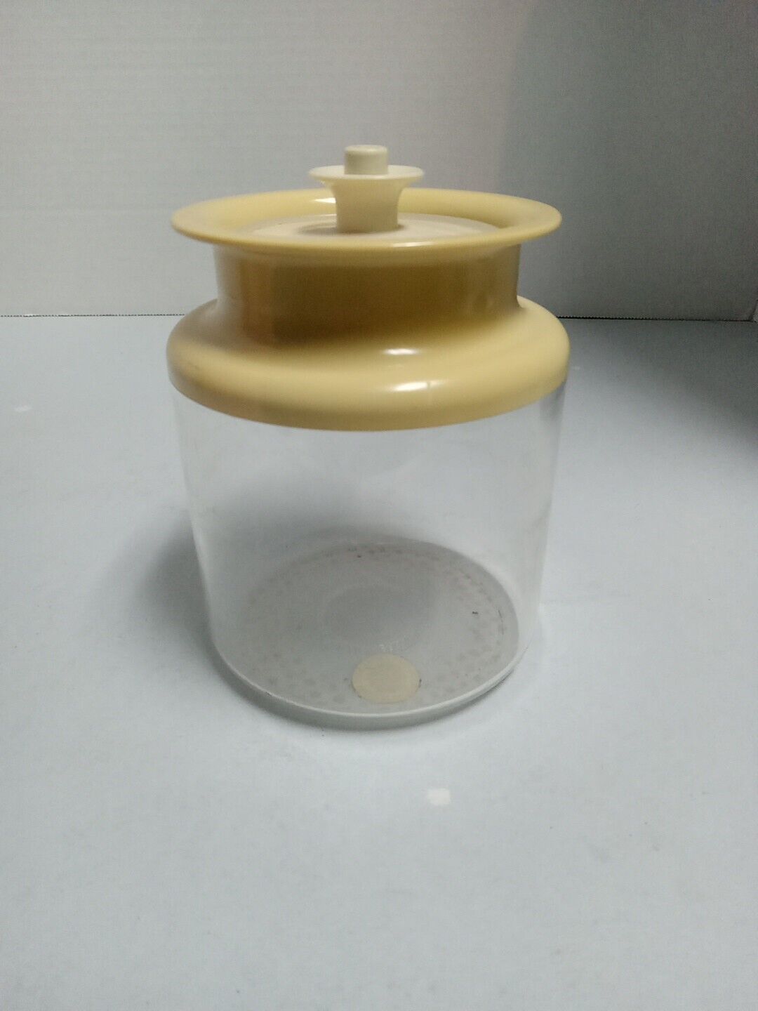 Vintage Tupperware 2 1/4 Cups With Cream Colored Lid Storage Canister