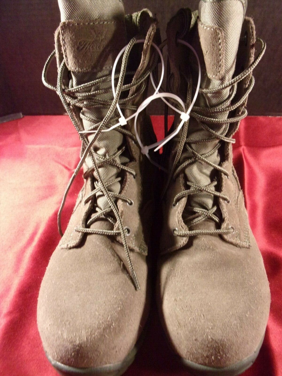 THOROGOOD Sage Military Boots F2413-11 UNISEX BOOTS MEN Size 6M OR WOMEN SIZE 8M