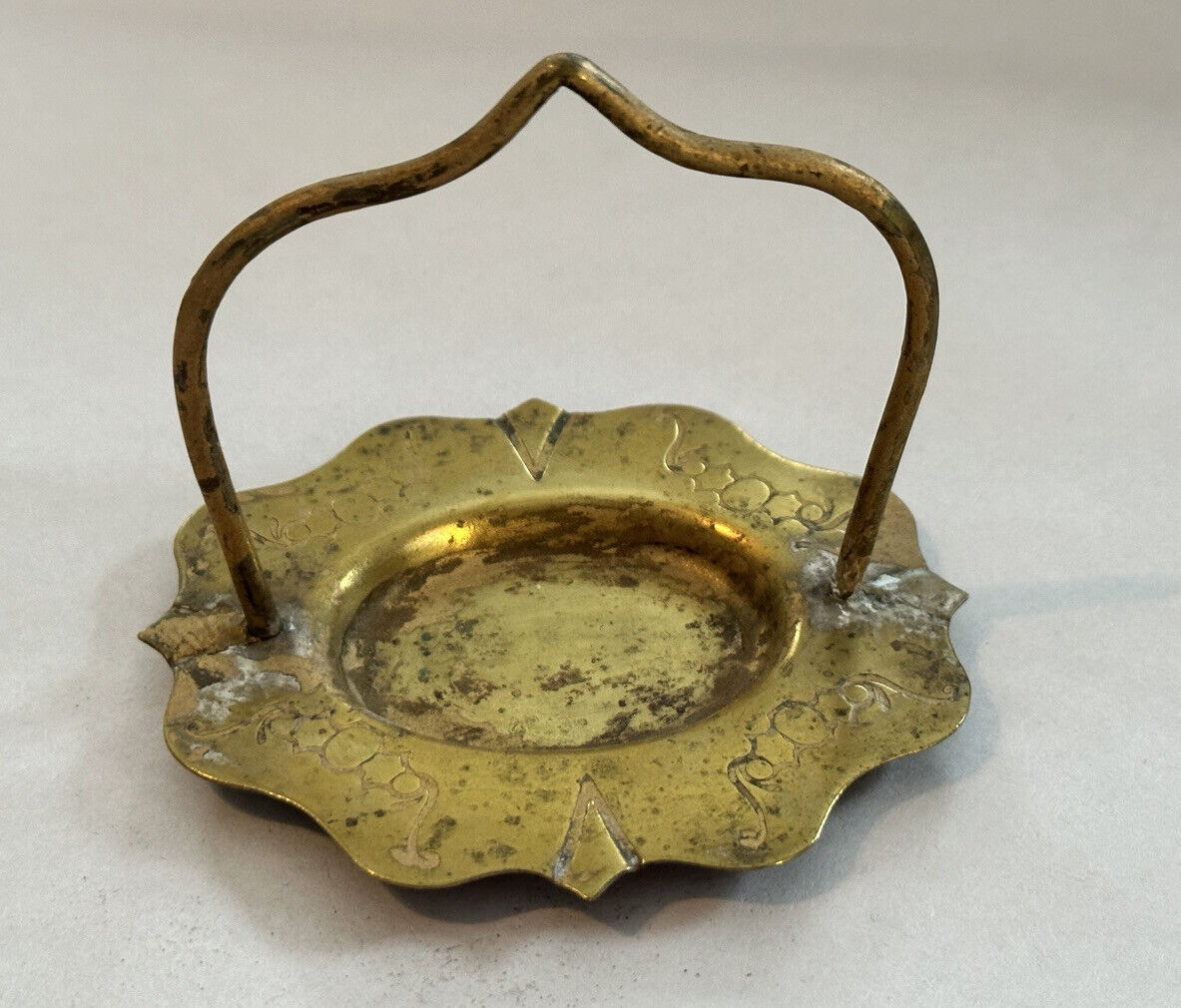 Antique Brass Decorative Trinket Tray Bowl with Handle