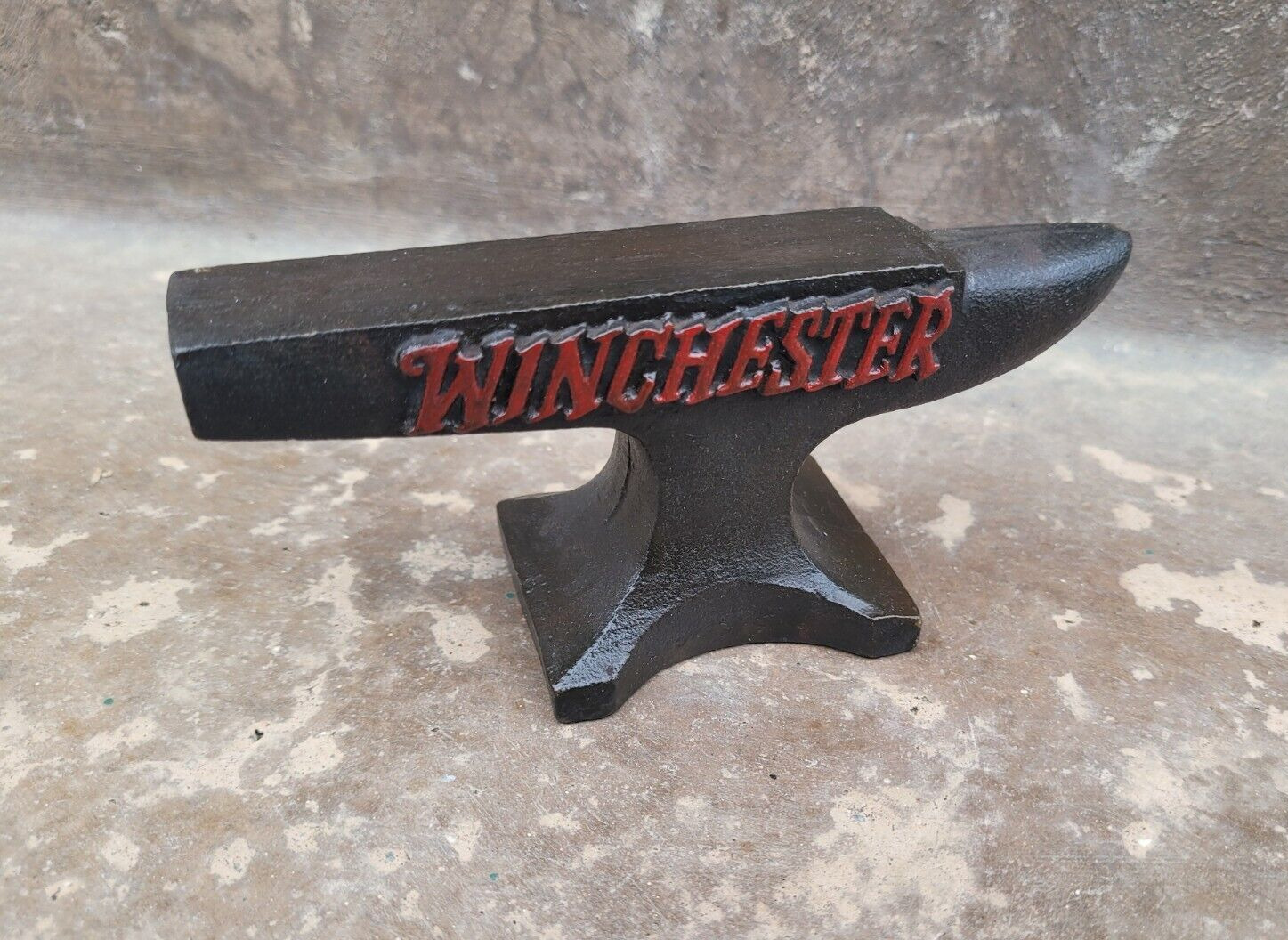 Winchester Rifles Anvil Cast Iron Gunsmith Gun Collector Paperweight