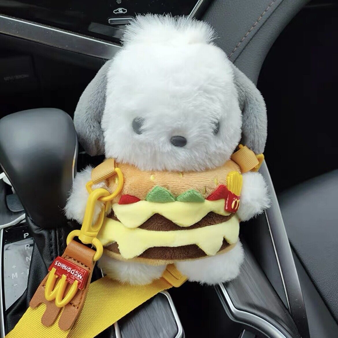 Mcdonalds × Sanrio Pochacco Hamburger Plush Doll Bag Toy Cross-Body Bag