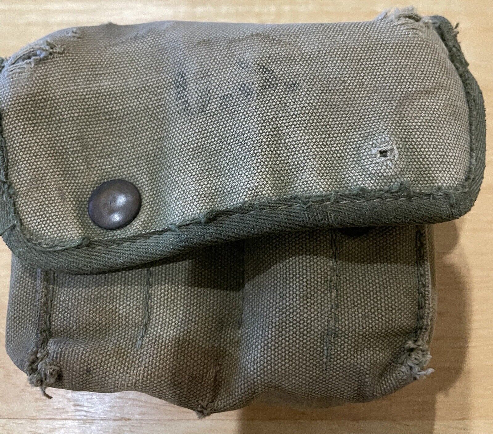 Genuine WW2 Combat Jungle First Aid Kit Pouch, G.B. MFG. Co 1943 Full Of Supplys