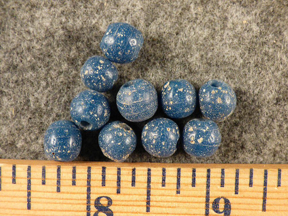 (10) Huron Indian Sky Blue Glass Old Style Trade Beads w/Patina Fur Trade 1800\'s