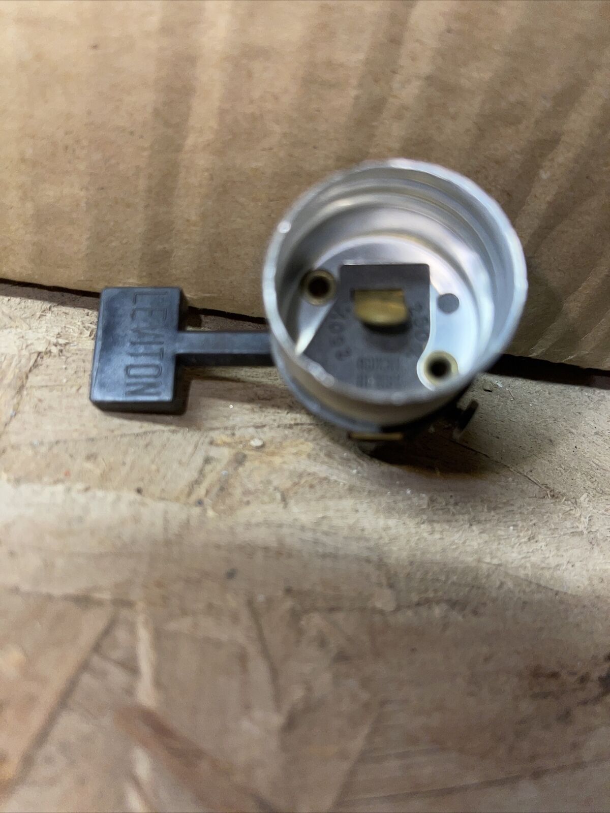 vintage leviton # 9346-M non removable paddle knob Interior Single Pole