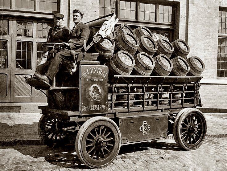 1910s Vintage BEER TRUCK Photo THE CENTRAL BREWING CO. (176-j)