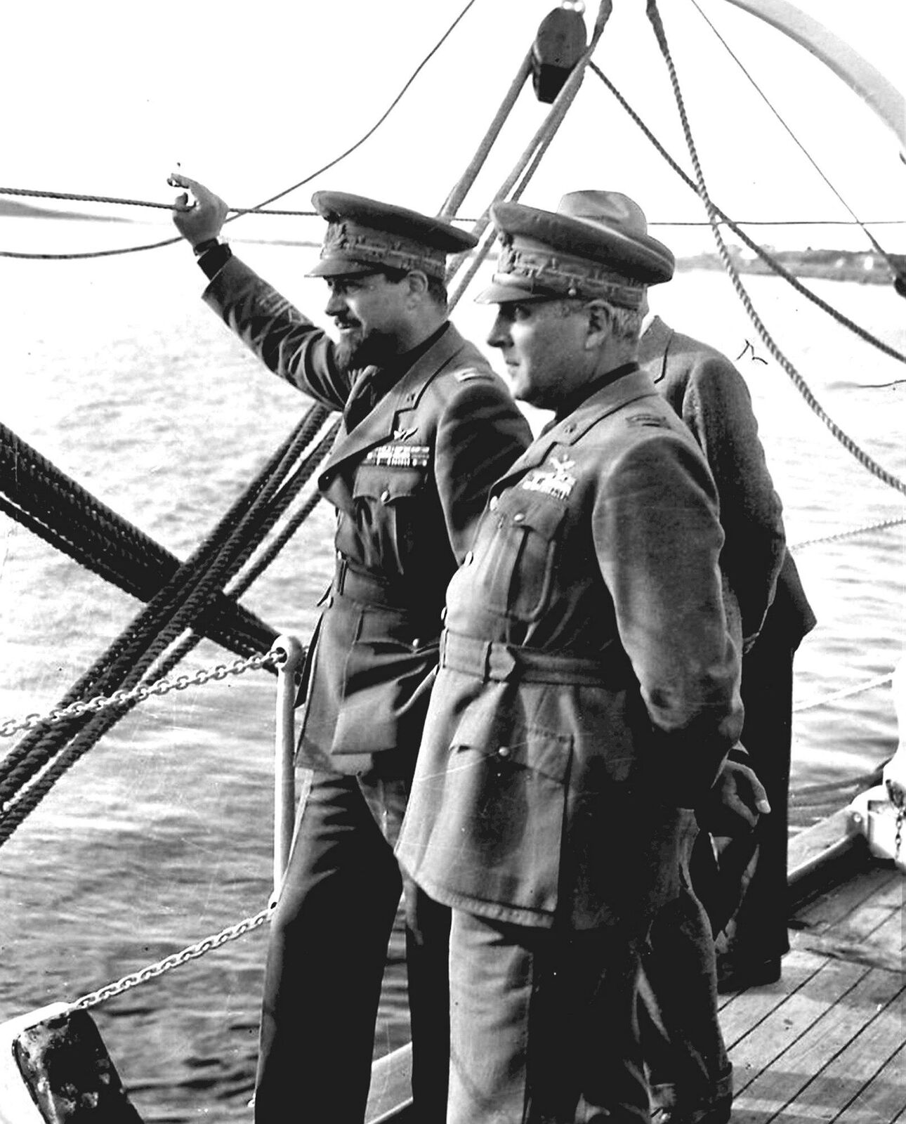 1933 WW2 ITALIAN AIR ARMADA COMMANDERS Photo Gen. Balbo &  Pellegrini (223-M)