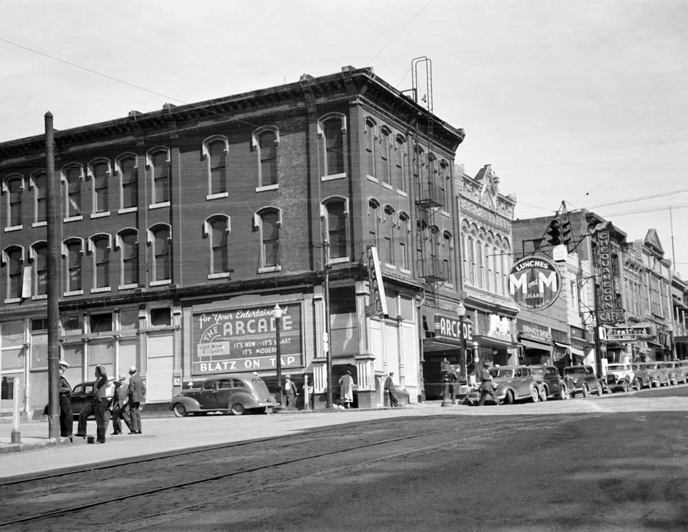 1939 Main & Park Streets, Butte, MT Old Photo 8.5\