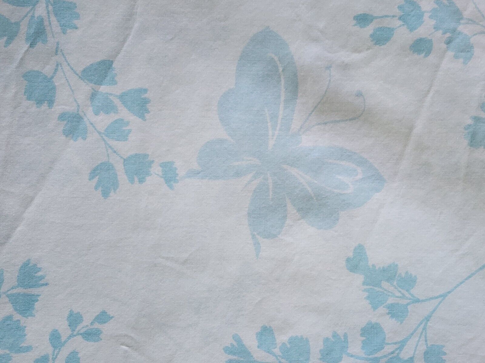 Vintage Springmaid Wondercale Full Flat Sheet & 2 Pillowcases Blue Flowers 