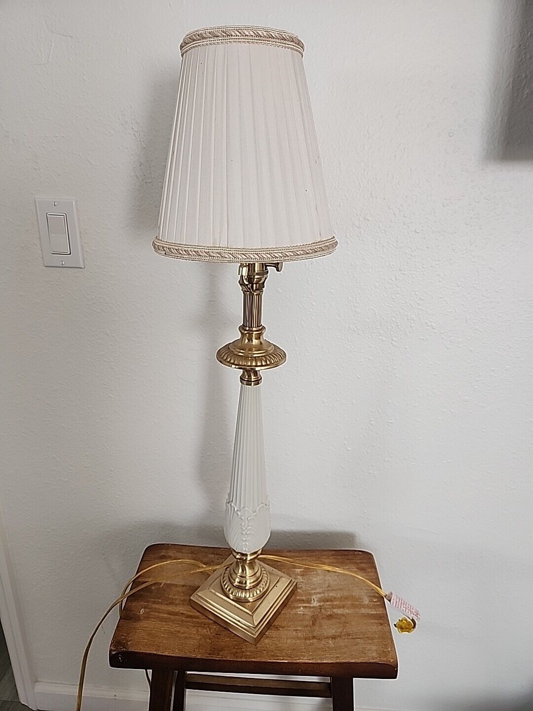 Lenox by Quoizel 31.5” Electric Table Lamp Orig. Shade Porcelain & Brass LX6699H