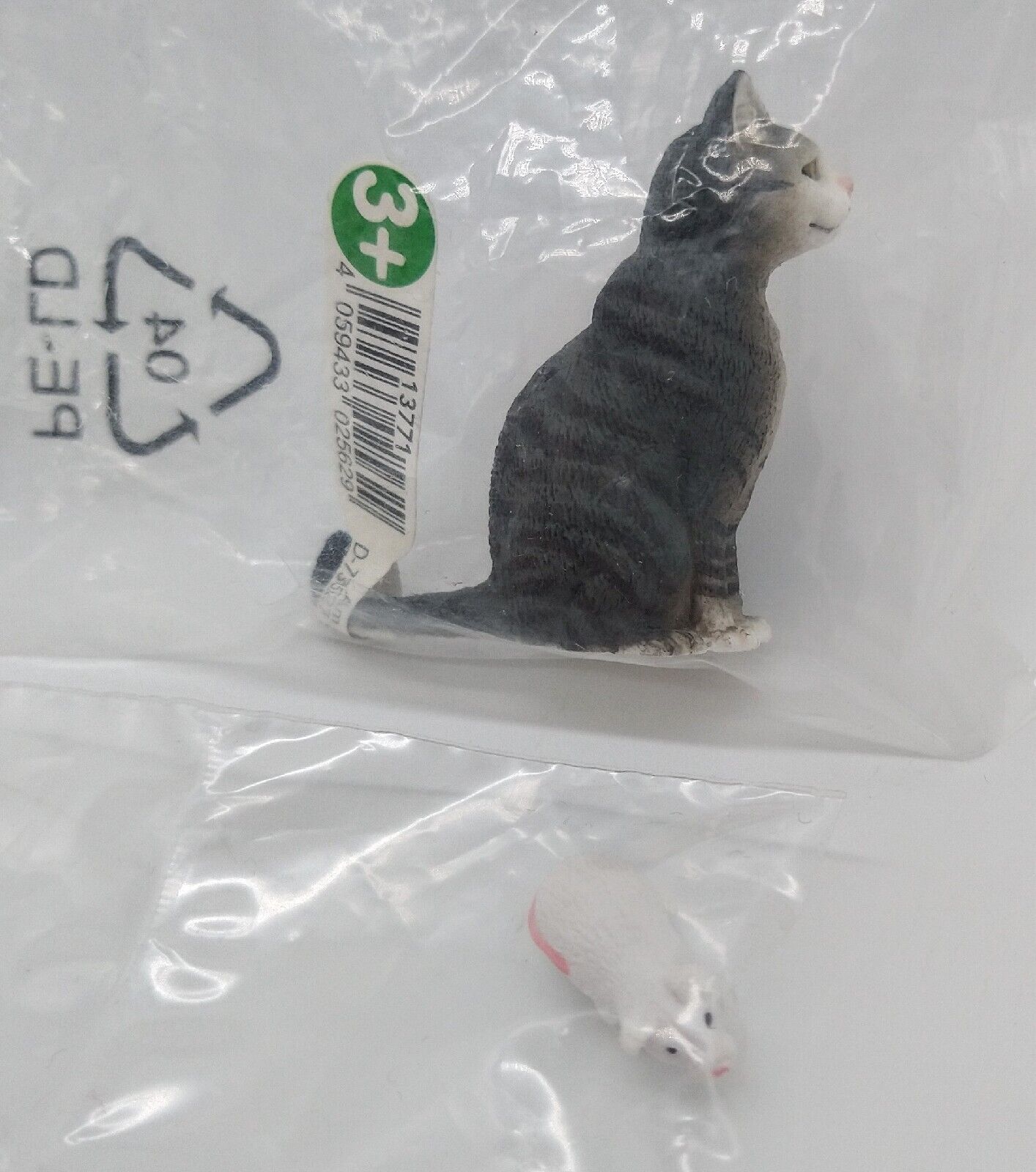 Schleich  Tabby Cat #13771 & Exclusive White Rat NEW Dark Gray Sitting Cat