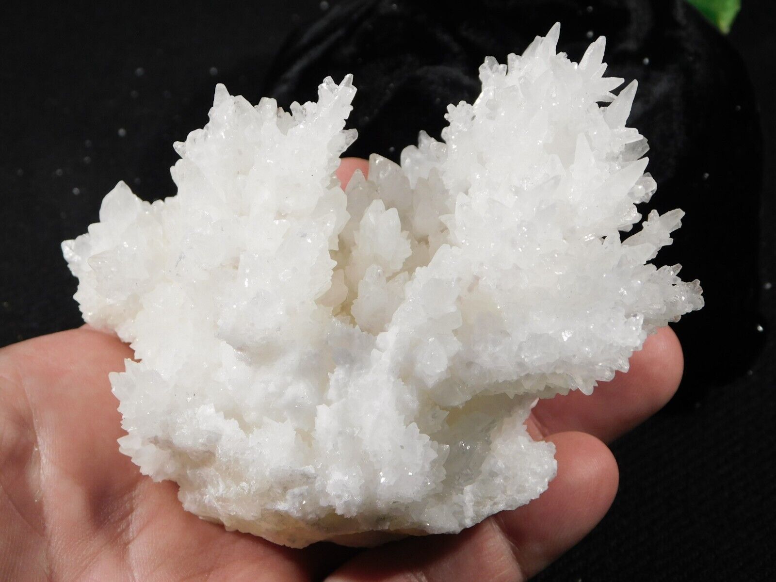 Big Bright White AAA CAVE Aragonite STALACTITE Crystal Cluster 380gr