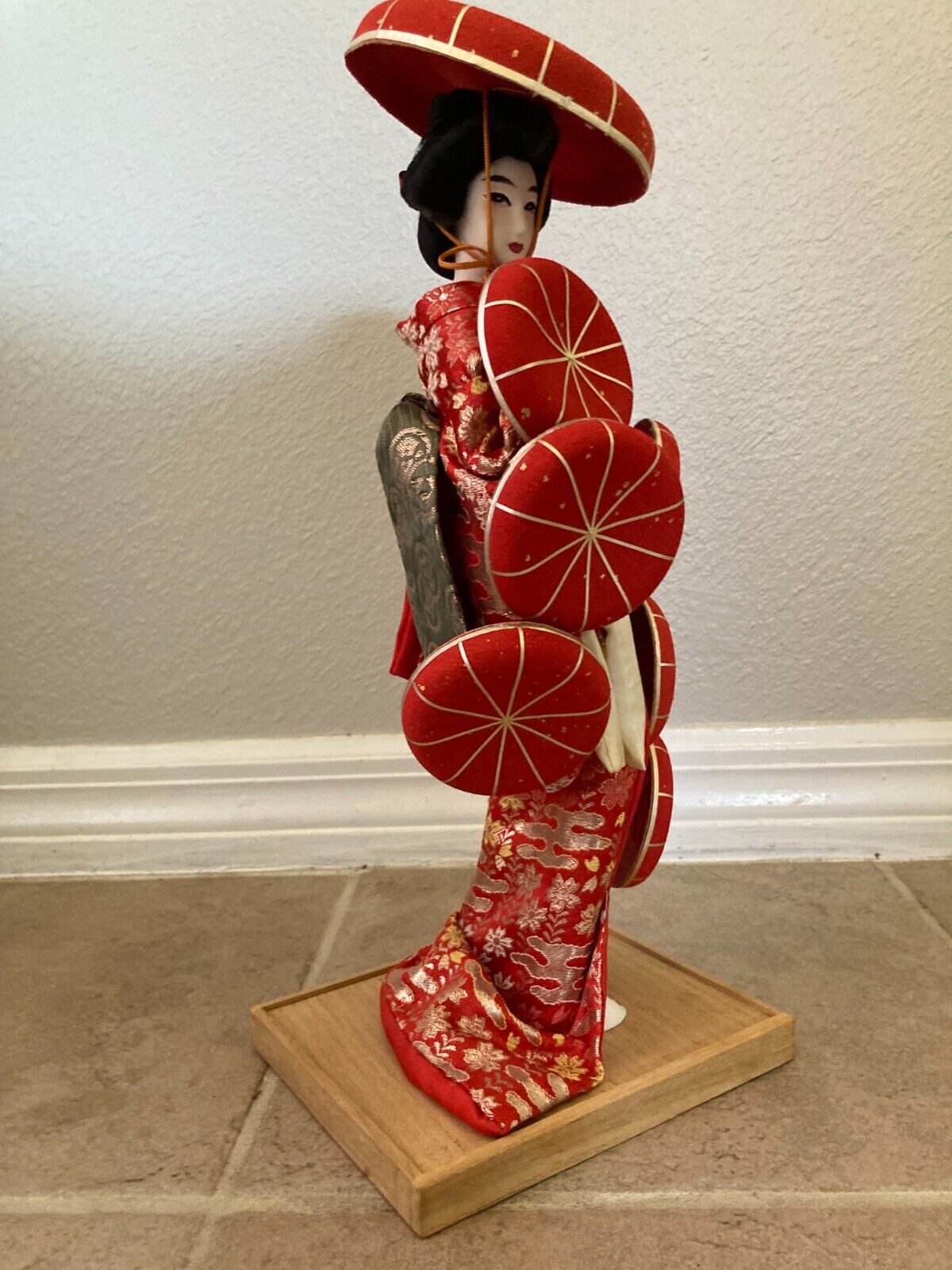 Rare Vintage Yoshitoku Japanese Geisha Doll in Red Kimono Kabuki Dance 15” Tall