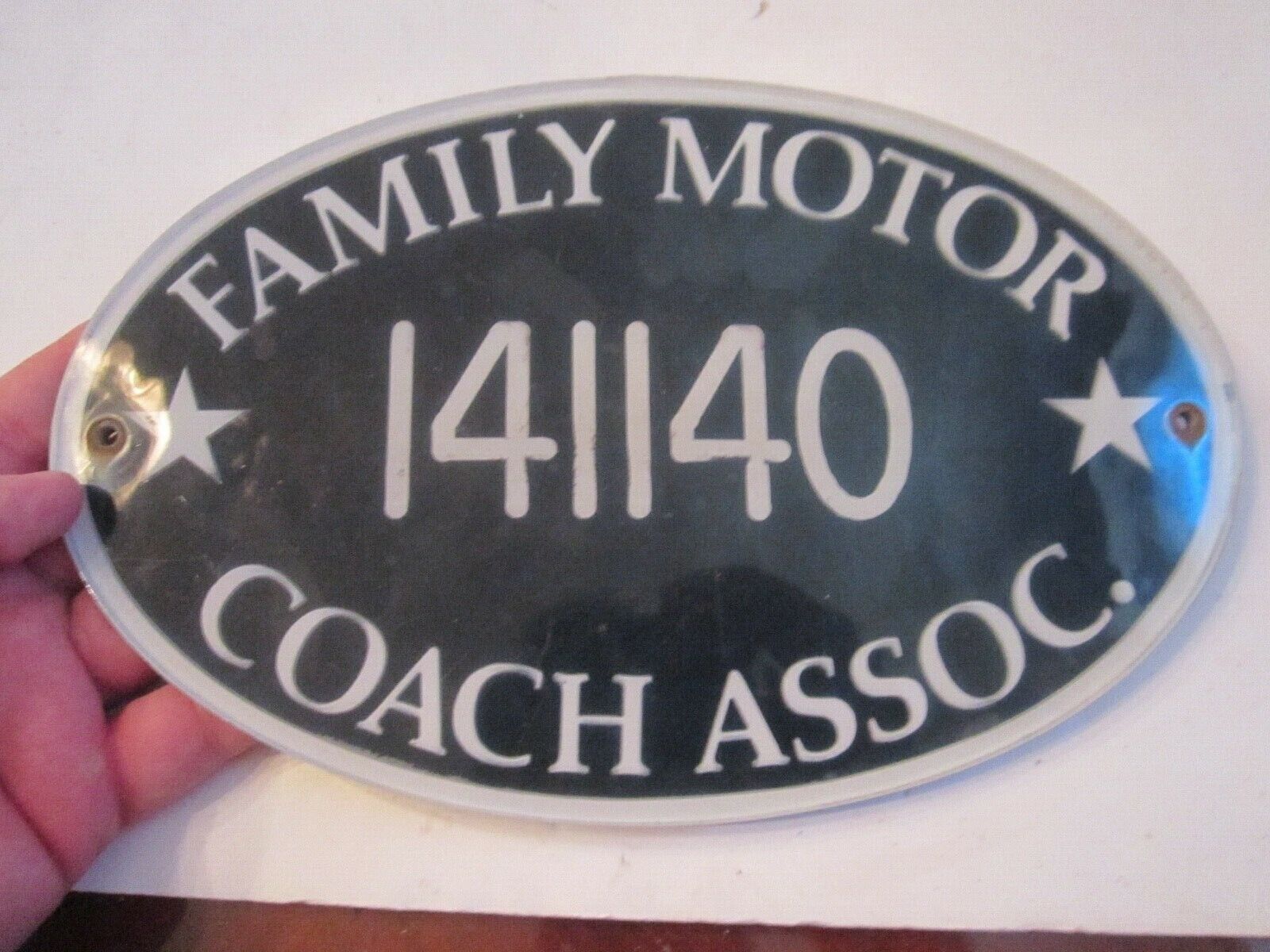 VINTAGE FAMILY MOTOR COACH ASSOCIATION PLAQUE - HARD PLASTIC - 11\