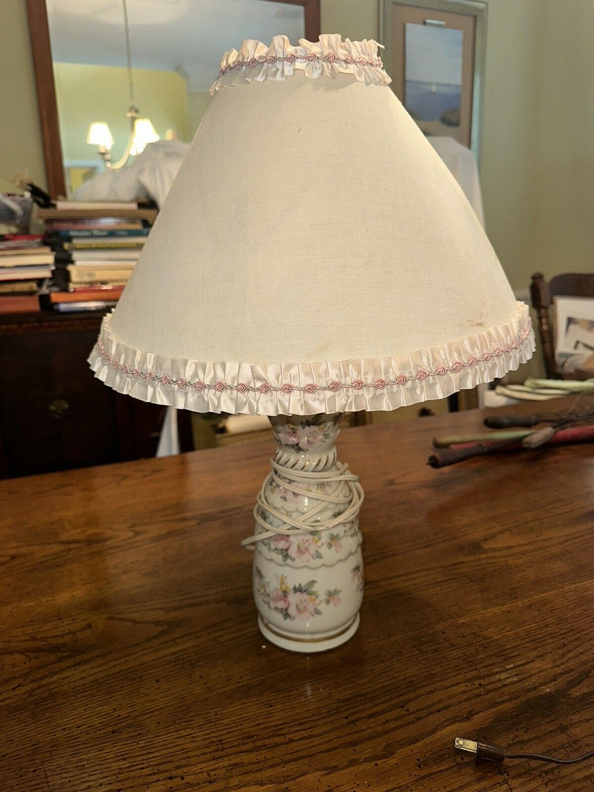 Vintage Floral Hand Painted Lamp